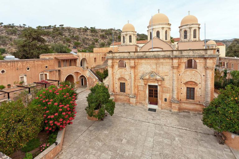 Монастырь Святой Троицы Крита
