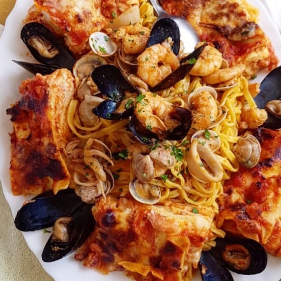 Итальянское блюдо Spaghetti allo scoglio