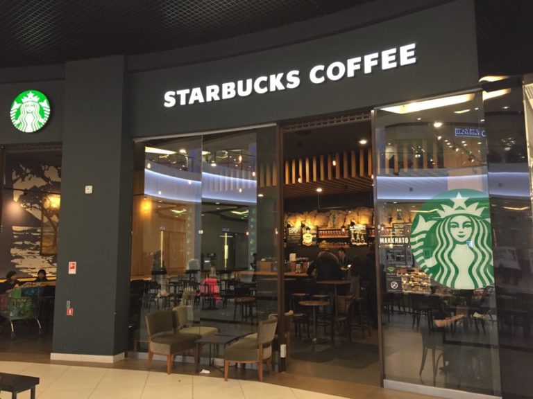 Starbucks в Москве