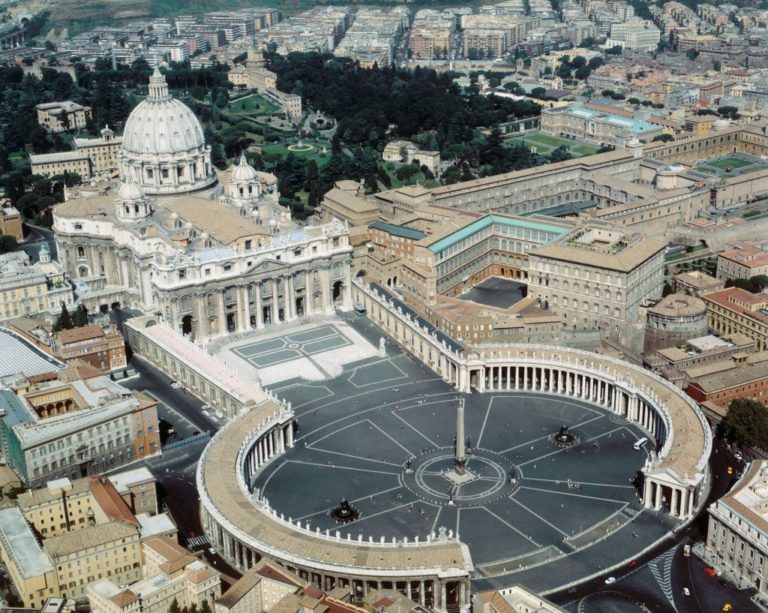 Вид на Ватикан