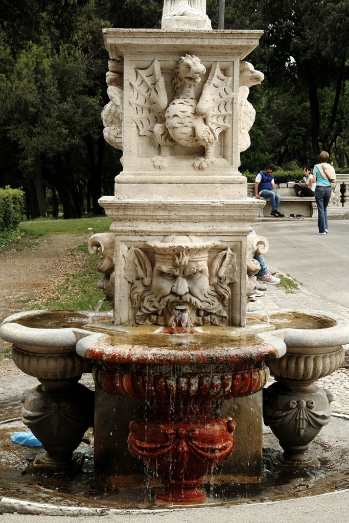 Питьевые фонтаны Маски на вилле Боргезе