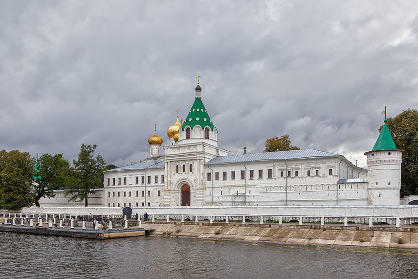 Свято-Троицкий Ипатьевский монастырь Кострома