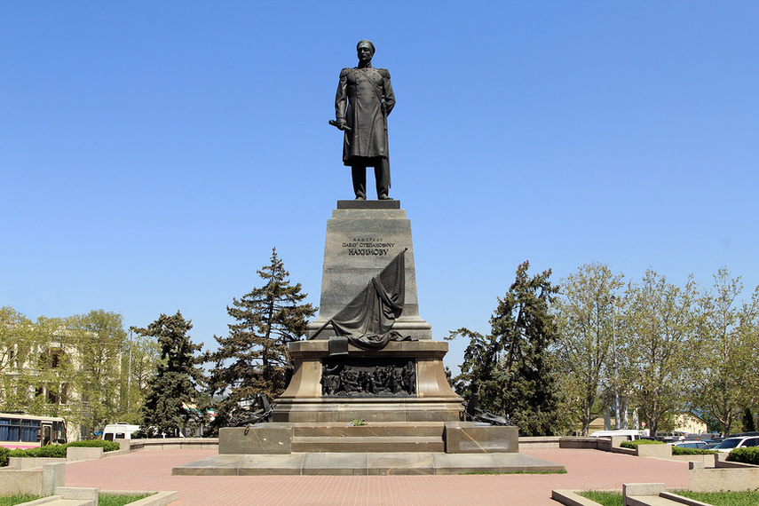 Памятник Нахимову Севастополя