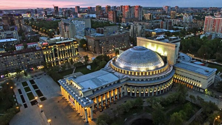 Государственный академический театр оперы и балета — достопримечательности Новосибирска